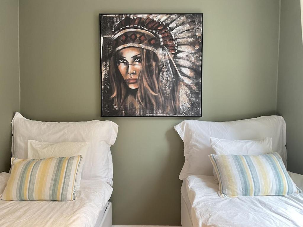 Lovely With Two Large Bedrooms Nearby Opera, Vis A Vis Botanical Garden Apartment Oslo